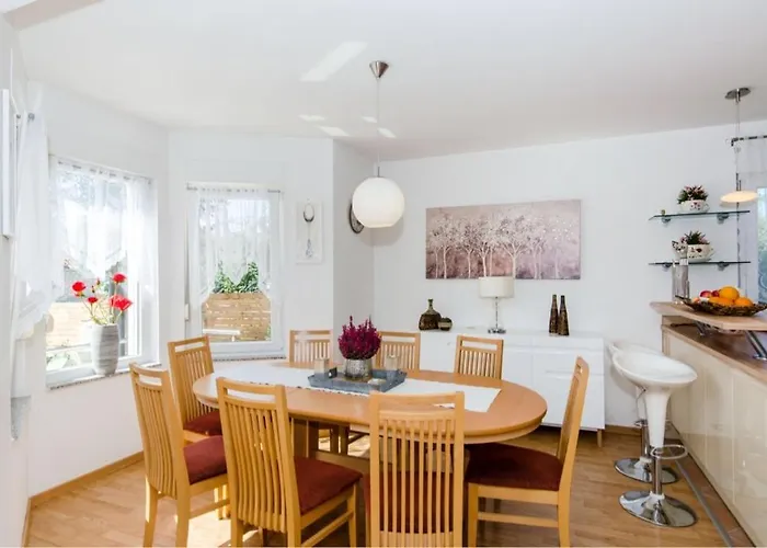 Prázdninový dům Dalmatian Village Charm - Spacious With Pool Near Trogir