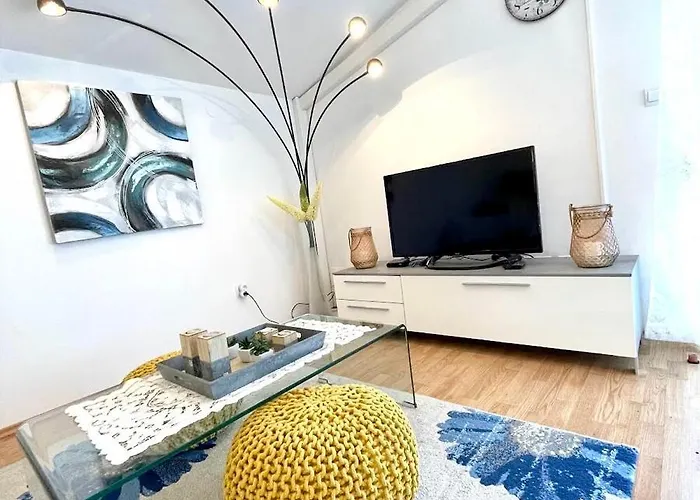 Dalmatian Village Charm - Spacious With Pool Near Trogir * Primorski Dolac