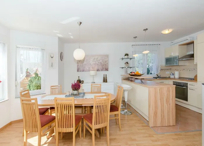 Prázdninový dům Dalmatian Village Charm - Spacious With Pool Near Trogir